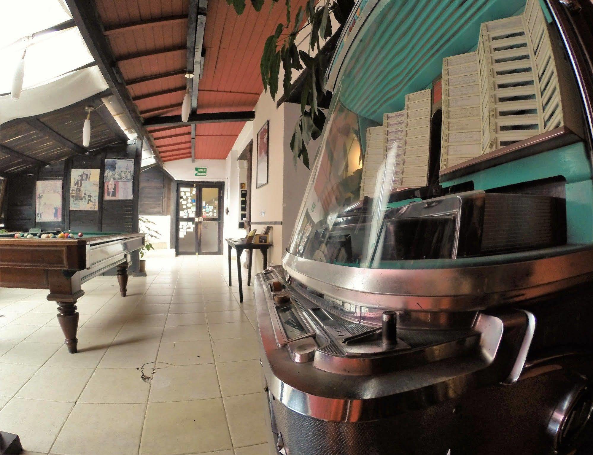 Hostal L'Auberge Inn Quito Exteriör bild
